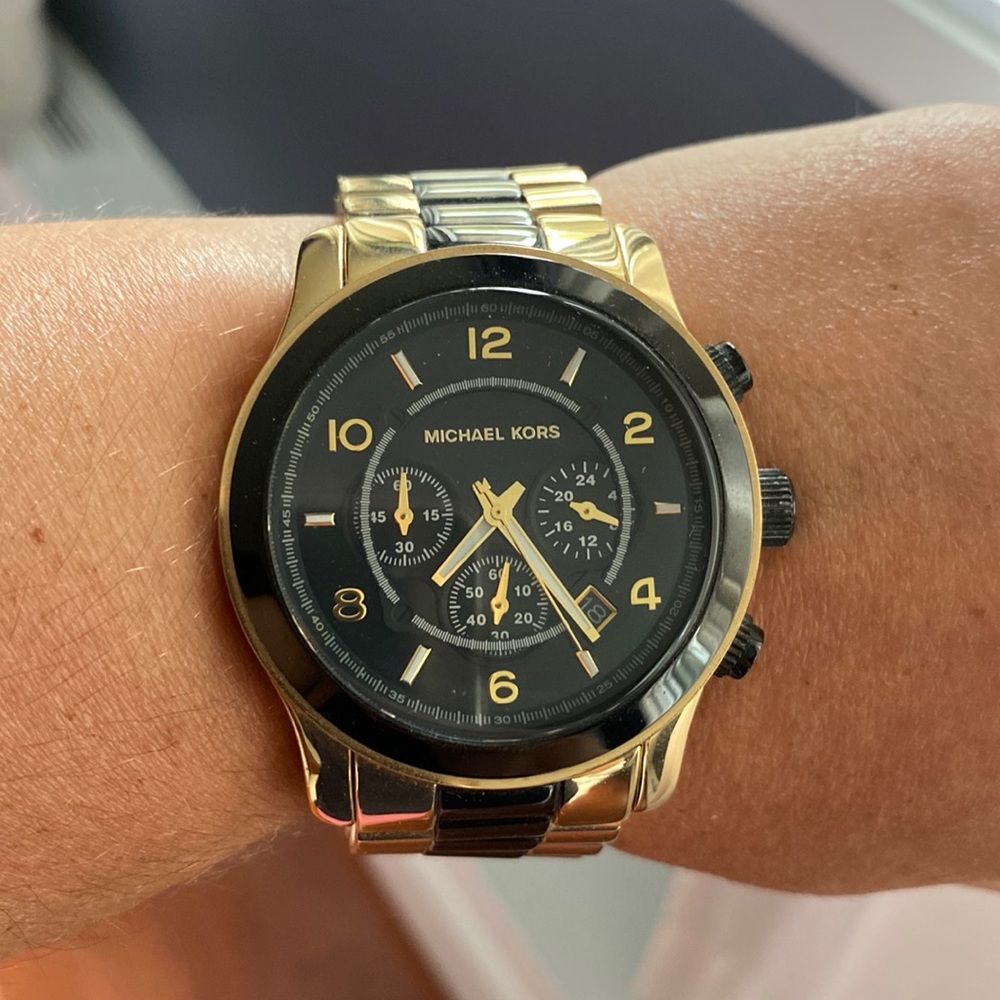 🕰MK chronographe over size watch